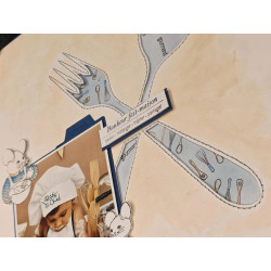 Page brodée sur papier aquarelle besp03 a table Brode en scrap scrapbooking